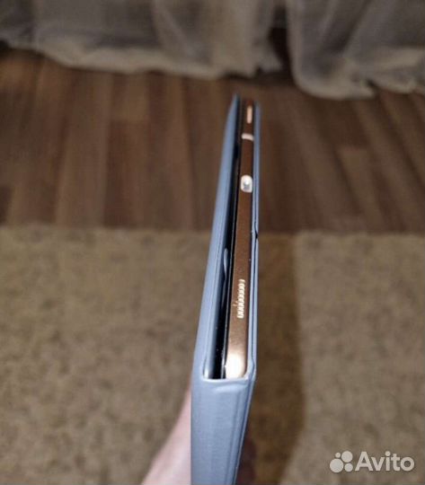 Чехол клавиатура для samsung galaxy tab s5e