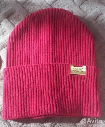 Женская шапка