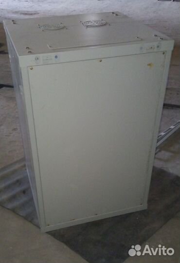 Шкаф телекоммуникационный 19'' 18U