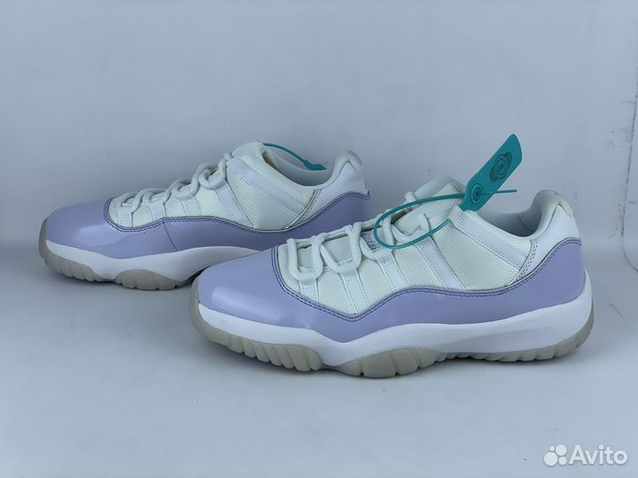 Nike Air Jordan 11 low White белые