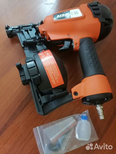 Пневмопистолет для гвоздей