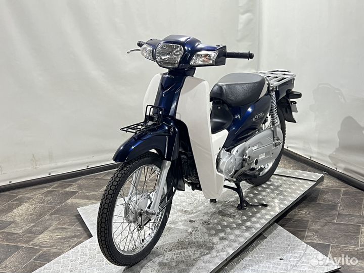 Мопед Honda Super Cub PGM-FI AA04 (2012г.в.)
