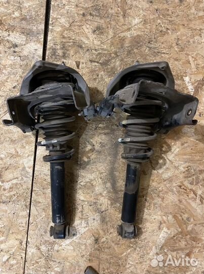 Стойка передняя peugeot 407