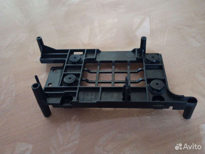 Xbox One S по запчастям