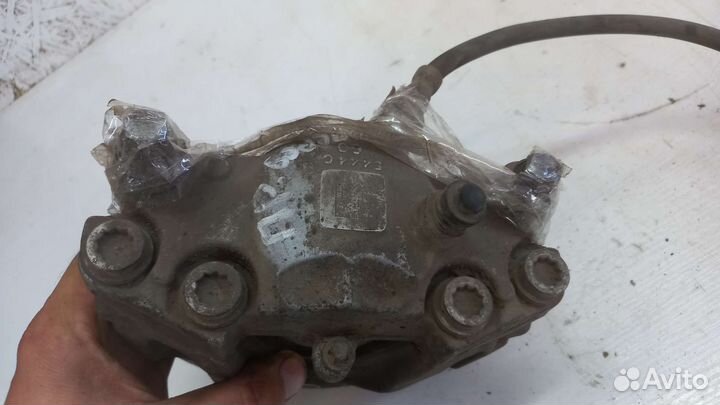 Суппорт передний правый Mercedes Benz E-Class W207