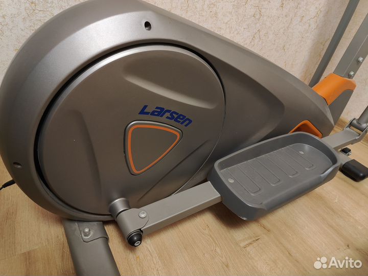 Элипсоидный тренажер Larsen