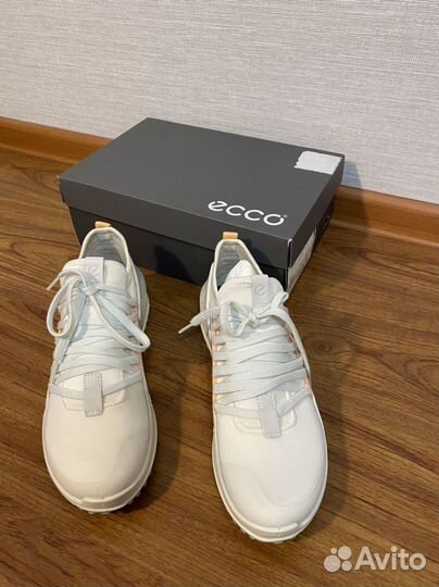 Кроссовки женские Ecco