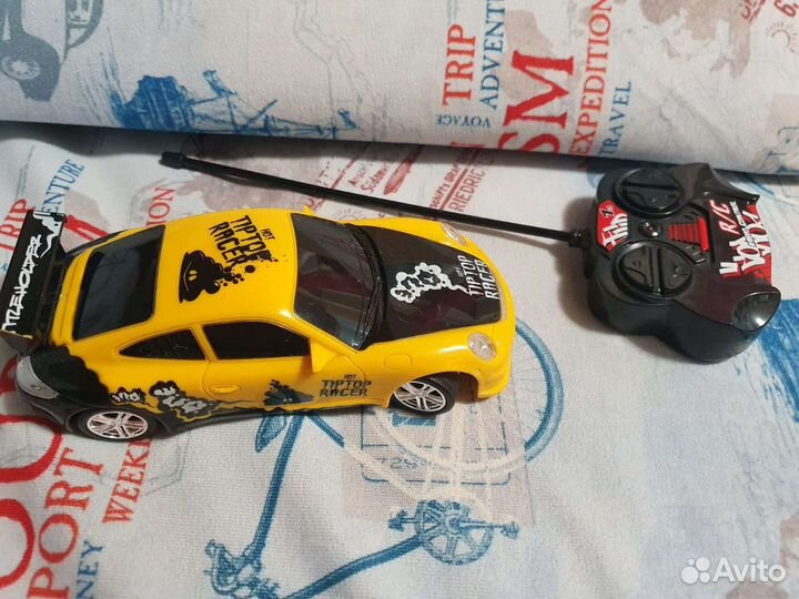Машинка на пульте управления