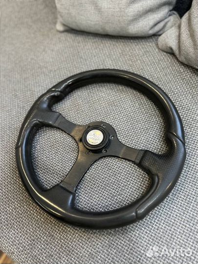 Спортивный итальянский руль