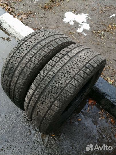 Pirelli Ice Asimmetrico 225/50 R17