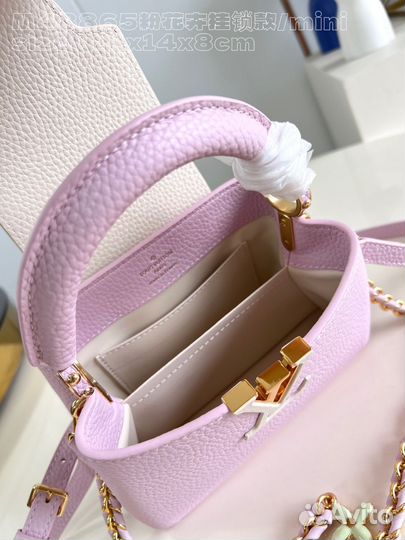 Сумка Louis Vuitton Capucines