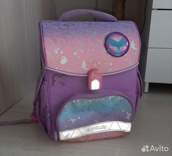 Портфель школьный для девочки