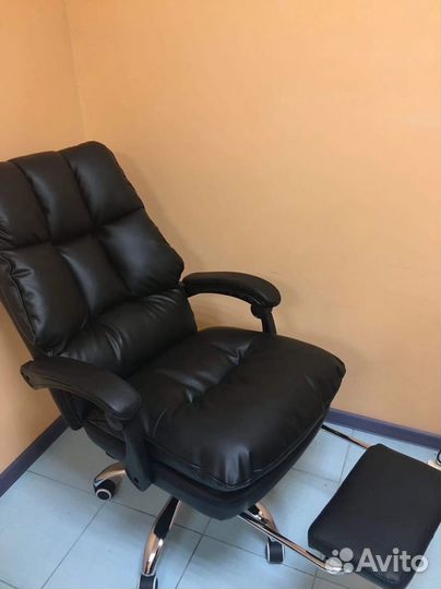 Компьютерное кресло офисное с функцией массажа