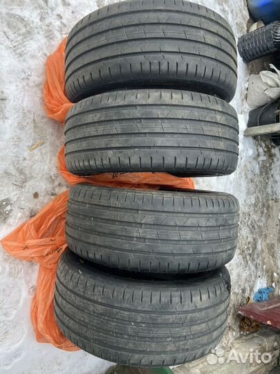 Nokian Tyres Hakka Black 2 235/45 R18