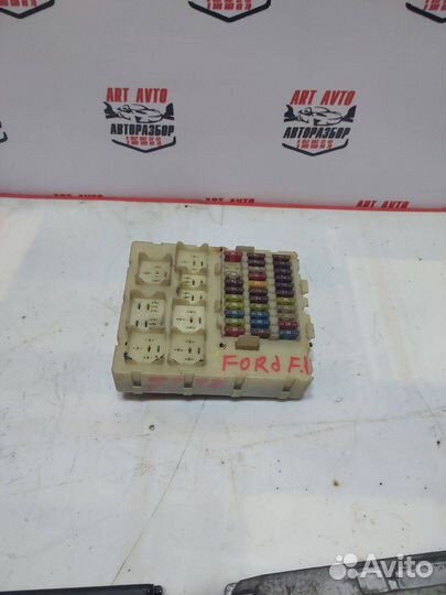 Блок предохранителей Ford Focus zx4 2.0