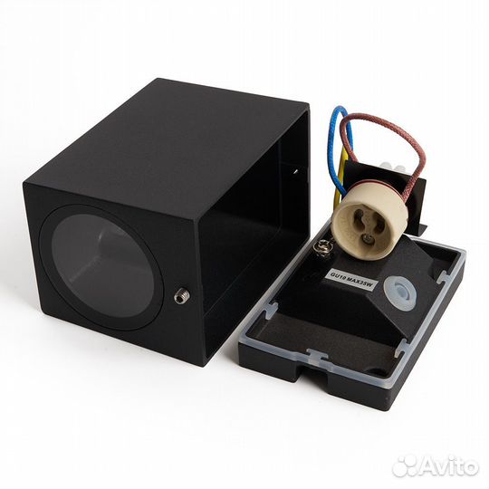 Светильник на стену уличный DH050 под лампу GU10