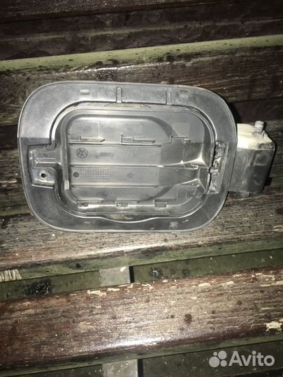 Лючок бензобака volkswagen jetta 6