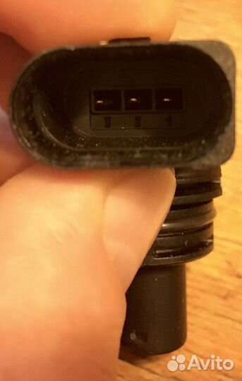 Датчик распредвала golf4