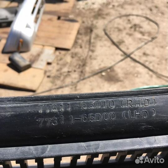 Решетка стеклоочистителя Сузуки Гранд Витара