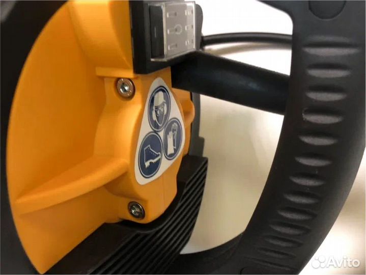 Глубинный вибратор для строительных работ