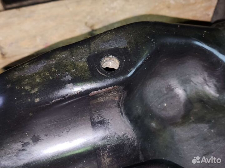 Балка двигателя Mitsubishi Outlander 1