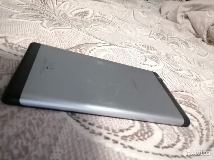 Планшет Samsung