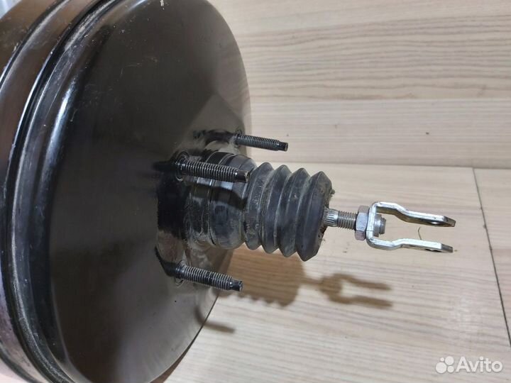 Усилитель тормозов вакуумный Infiniti EX35/QX50