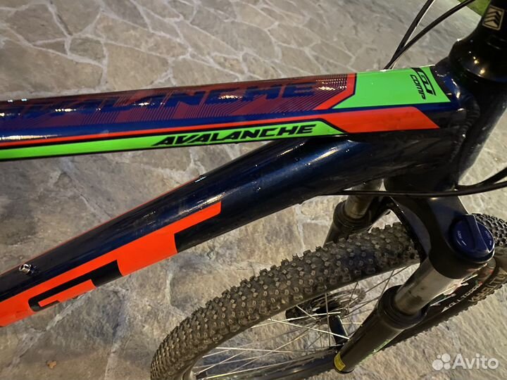 Велосиед горный GT Avalanche comp