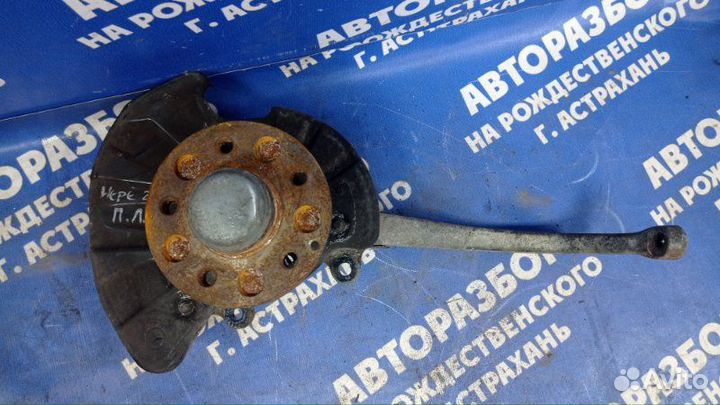 Передний левый поворотный кулак Mercedes-Benz W220