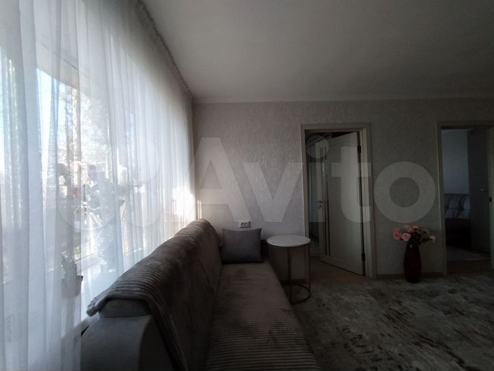 3-к. квартира, 51 м², 1/3 эт.