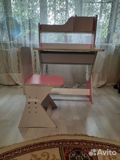 Детский стол и стул