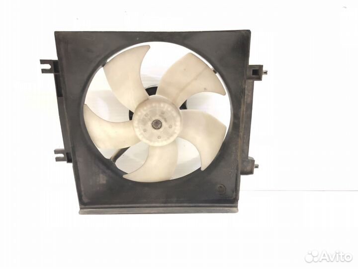 Subaru Legacy B14 легаси Диффузор с Вентилятором