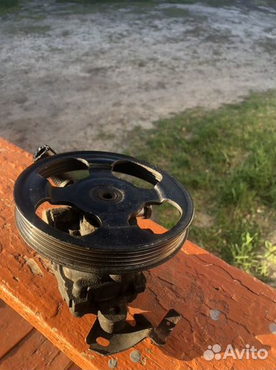 Насос гур lancer 9