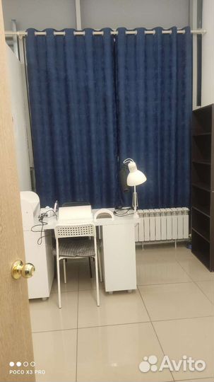 Сдам место мастеру маникюра