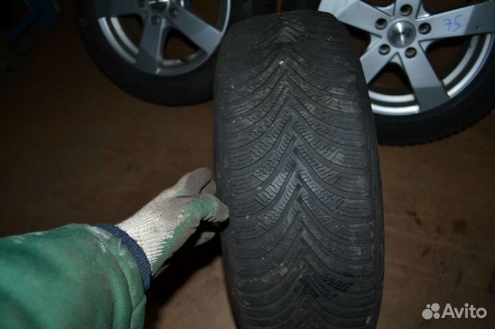 Диски бу R16 с всесезонными шинами 205 60 16