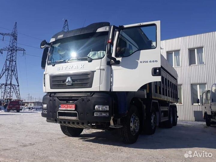 SITRAK ZZ4256V364HE, 2023