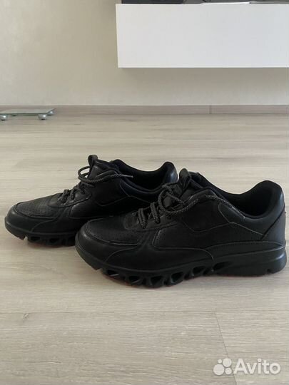 Кроссовки мужские ecco 44 размер