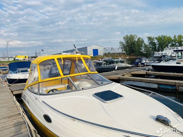 Продаю каютный катер Rinker 232сс