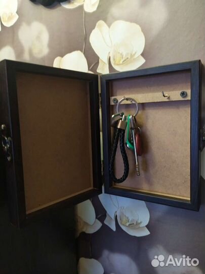 Ключница настенная