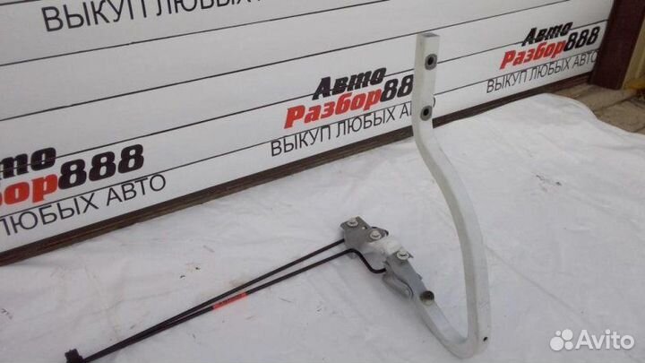 Петля крышки багажника прав Hyundai Solaris G4FC