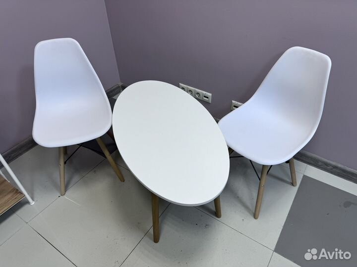 Комплект стульев стол