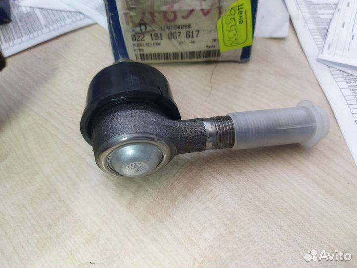 Наконечник рулевой тяги правый Volkswagen LT