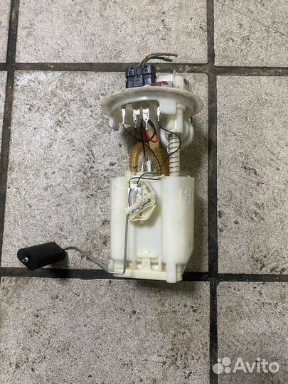 Бензонасос с корпусом peugeot 607 2.9