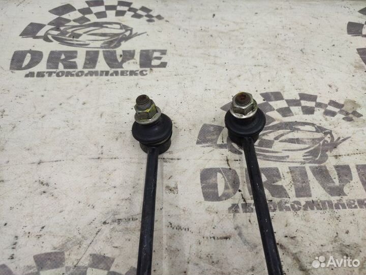 Стойка стабилизатора передняя Toyota Prius NHW20