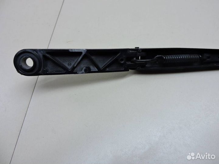 Поводок стеклоочистителя передний правый Opel Astr