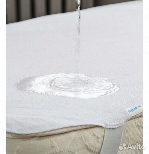 Непромокаемая простынь drybed на резинке