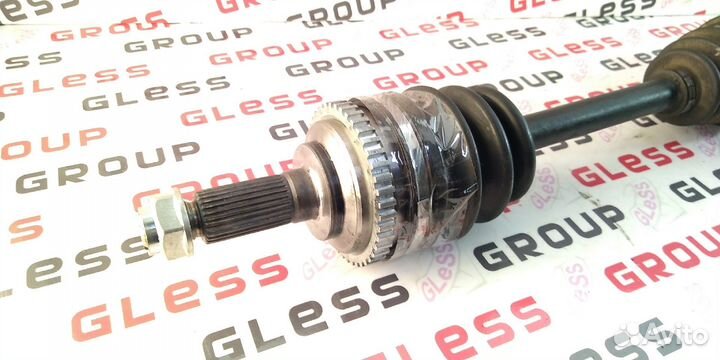 Привод в сборе LW3W R -04 б/у (пиф) MPV