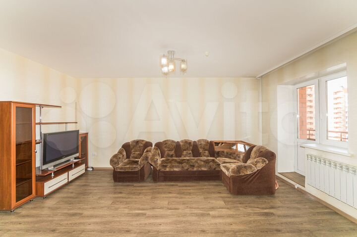 3-к. квартира, 92,4 м², 9/15 эт.