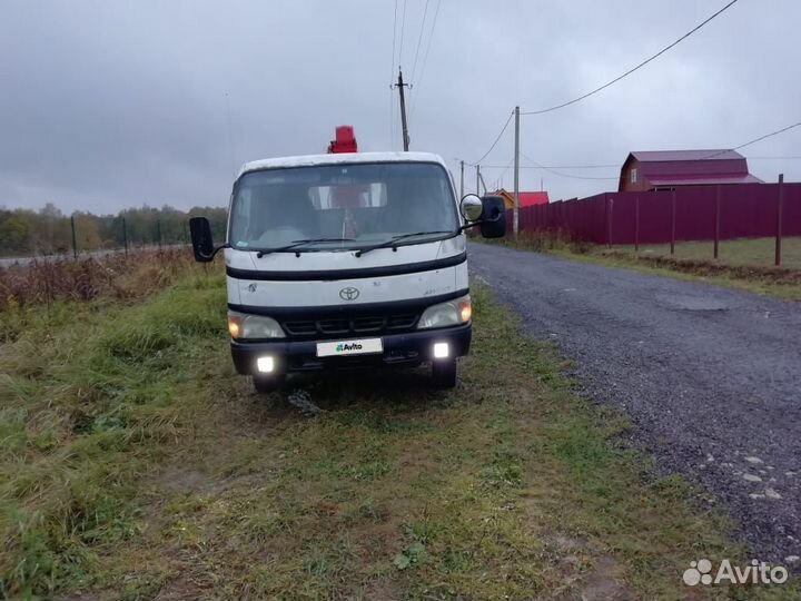 Toyota Dyna с КМУ, 2004
