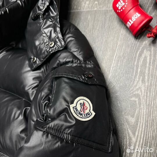 Пуховик moncler